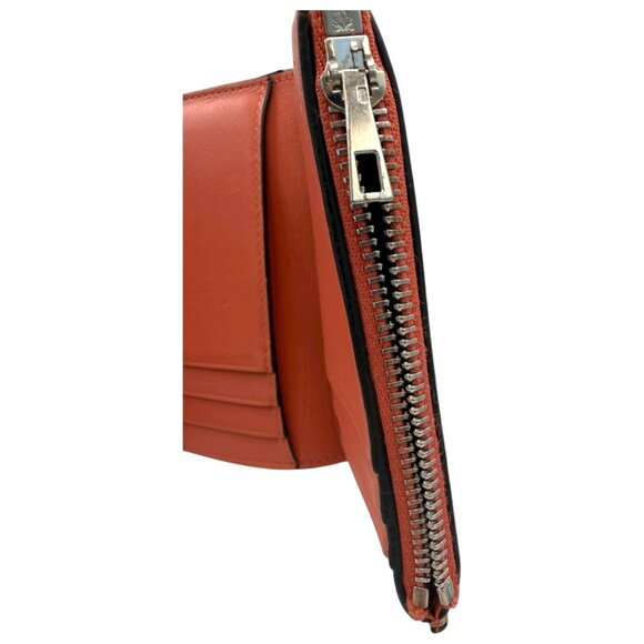 Loewe Wallet Small Vertical in Pebbled Calfskin–Authentic w/ Box - Picture 7 of 12